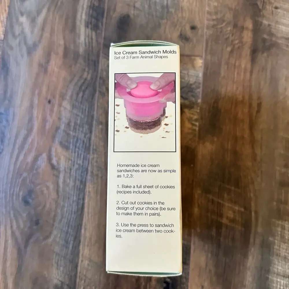 NIB Tovolo ice cream sandwich molds farm animal molds kids mommy & me ideas toy